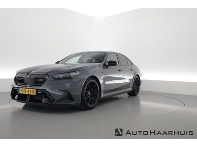 Grijs Occasion 2024 BMW M5 Sedan | € 144.900 (Duur)