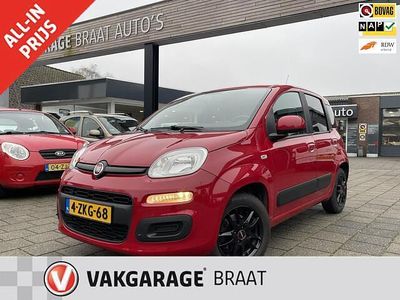 Occasion Fiat Panda 60 PK (44 kW) 2015 Rood Hatchback