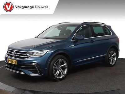 Blauw Occasion 2024 VW Tiguan Business+ SUV | € 37.450 (Super prijs)