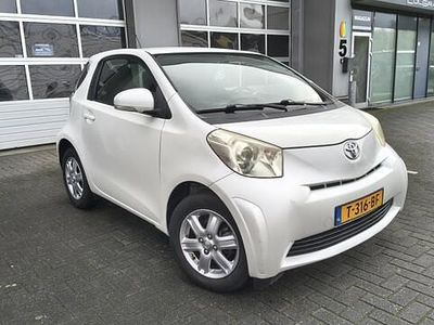 Toyota iQ