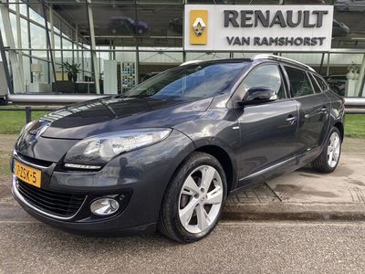 tweedehands Renault Mégane Estate 1.2 TCe Bose / 17''LMV / Camera / Parkeerse