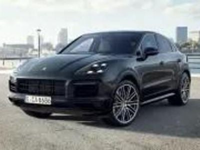 Zwart Occasion 2022 Porsche Cayenne GTS SUV | € 104.750