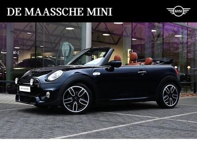 Blauw (metallic) Occasion 2021 Mini John Cooper Works Cabriolet Comfort Cabriolet | € 33.950 (Goede deal)