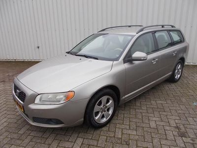 Grijs Occasion 2008 Volvo V70 Summum Stationwagen | € 3.250