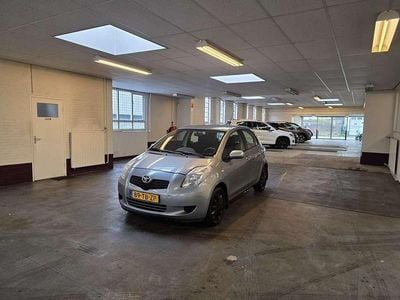 Occasion Toyota Yaris Verso Sol 69 PK (50 kW) 2006 Grijs MPV