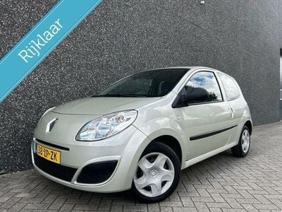 Geel Gebruikt 2008 Renault Twingo Authentique Hatchback | € 2.799 (Eerlijke prijs)