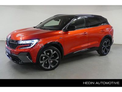 Rouge flamme/ noir etoile Occasion 2025 Renault Austral Iconic Esprit Alpine SUV | € 37.745 (Eerlijke prijs)