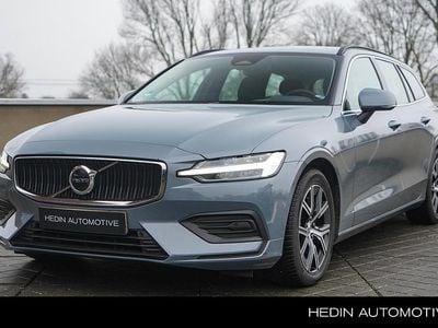 Grijs Occasion 2022 Volvo V60 Core Stationwagen | € 31.995 (Goede deal)