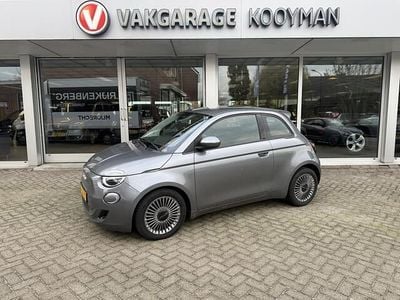 Grijs Occasion 2023 Fiat 500e Icon Hatchback | € 15.750 (Eerlijke prijs)