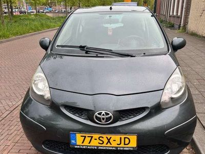 tweedehands Toyota Aygo 1.0-12V