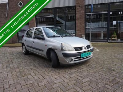 tweedehands Renault Clio II 1.2-16V Authentique