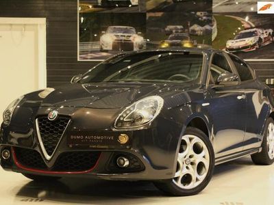 tweedehands Alfa Romeo Giulietta 1.4 Turbo - 1e eigenaar - Dealer onderhouden - Stoelverwarming - Navi - PDC - Bluetooth