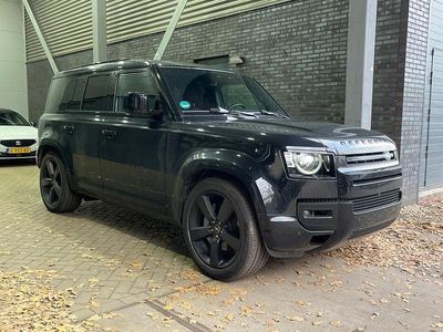 Zwart Gebruikt 2025 Land Rover Defender HSE Dynamic | € 99.800 (Goede deal)