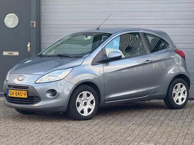Grijs Gebruikt 2015 Ford Ka Style Hatchback | € 2.450 (Eerlijke prijs)