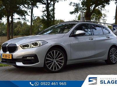 Grijs Gebruikt 2020 BMW 118 Executive Hatchback | € 20.900 (Eerlijke prijs)