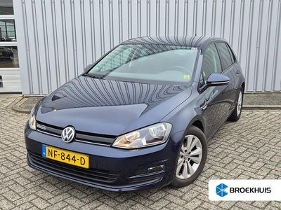 Blauw Occasion 2017 VW Golf VII Comfortline Hatchback | € 12.395 (Goede deal)