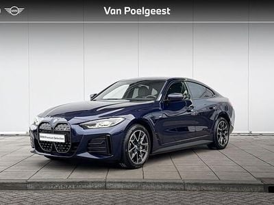 Blauw Gebruikt 2024 BMW i4 Executive Sedan | € 43.900 (Goede deal)