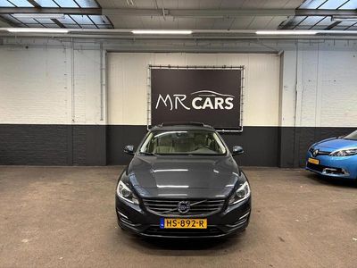 Grijs Occasion 2015 Volvo V60 R-Design Stationwagen | € 7.950