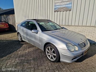 Mercedes 200