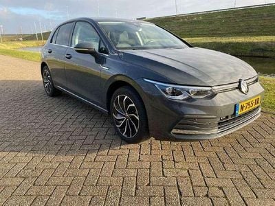 Grijs Occasion 2020 VW Golf VIII Sedan | € 13.999