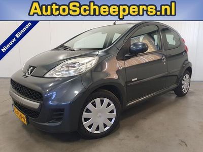 tweedehands Peugeot 107 1.0-12V Millesim 200 AIRCO/EL.PAKKET/AUDIO