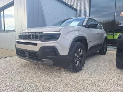 Beige Nieuw 2025 Jeep Avenger Longitude SUV | € 25.900