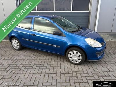 Occasion Renault Clio II 75 PK (55 kW) 2008 Blauw Hatchback
