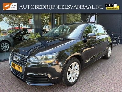 Zwart Gebruikt 2014 Audi A1 Attraction Hatchback | € 9.999 (Eerlijke prijs)