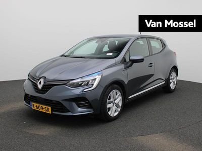 Grijs Occasion 2021 Renault Clio V Business Hatchback | € 12.900 (Eerlijke prijs)