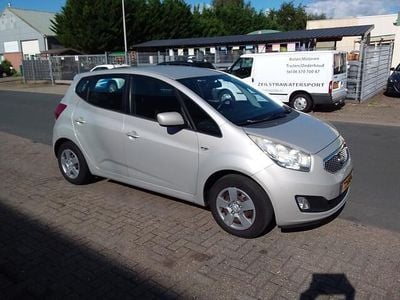Grijs Gebruikt 2010 Kia Venga Hatchback | € 3.450 (Iets duurder)