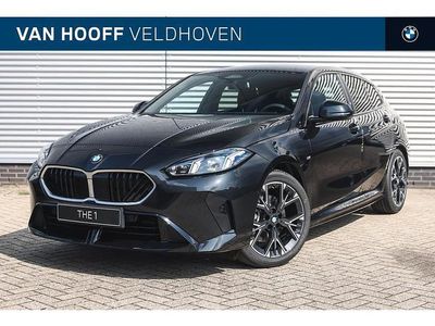 Zwart Nieuw 2025 BMW 120 Comfort Edition Hatchback | € 50.606 (Goede deal)