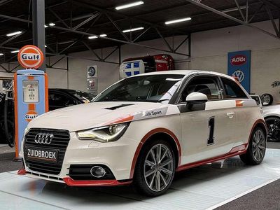Wit Occasion 2011 Audi A1 Hatchback | € 8.999
