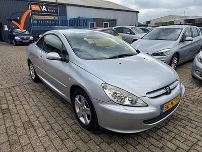 Grijs Gebruikt 2004 Peugeot 307 CC Cabriolet | € 2.250 (Goede deal)