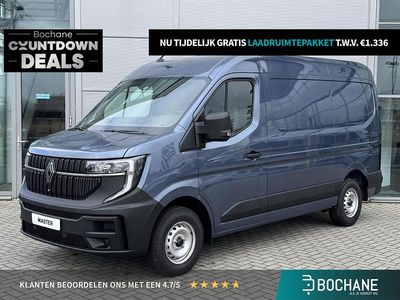 Bleu gris tej47 Gebruikt 2024 Renault Master Van | € 34.700 (Eerlijke prijs)