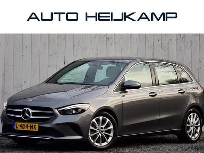 Grijs Gebruikt 2021 Mercedes B250 Premium MPV | € 27.950 (Goede deal)