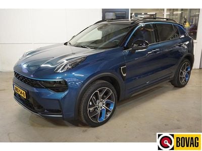 Blauw (metallic) Gebruikt 2023 Lynk & Co 01 SUV | € 27.400 (Eerlijke prijs)