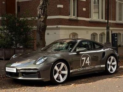 Groen Occasion 2025 Porsche 992 Coupé | € 359.950