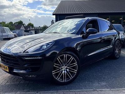 Zwart Gebruikt 2016 Porsche Macan Sport SUV | € 40.950