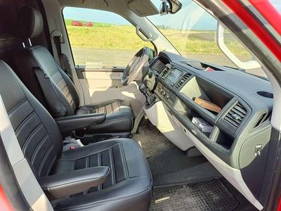 Rood Occasion 2017 VW T6 Comfortline Van | € 9.500