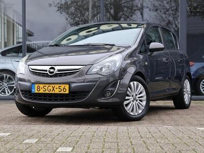 tweedehands Opel Corsa 1.4-16V Design Edition