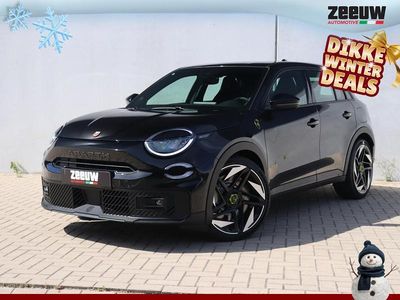 Zwart Nieuw 2025 Abarth 600e Turismo SUV | € 44.900