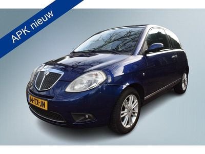 Blauw (metallic) Gebruikt 2007 Lancia Ypsilon Hatchback | € 1.495 (Duur)