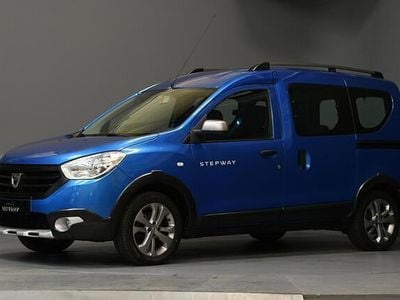 Blauw Gebruikt 2016 Dacia Dokker Ambiance MPV | € 8.950 (Eerlijke prijs)