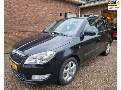 Zwart (metallic) Occasion 2010 Skoda Fabia GreenLine Stationwagen | € 2.450