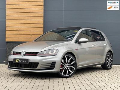 VW Golf VII