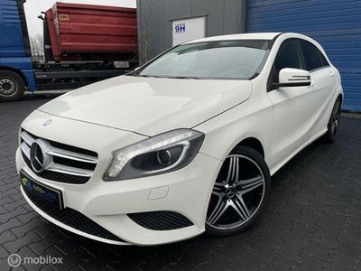 tweedehands Mercedes A180 Ambition / AMG / ABC kleppen Systeem / Zeer netjes !