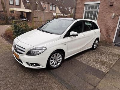 Occasion 2012 Mercedes B180 MPV | € 10.500 (Eerlijke prijs)