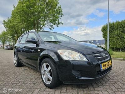 Occasion Kia Ceed 109 PK (80 kW) 2009 Zwart Hatchback