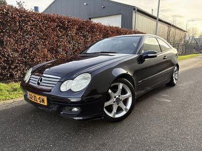 Zwart Gebruikt 2008 Mercedes C180 Coupé | € 2.350 (Goede deal)