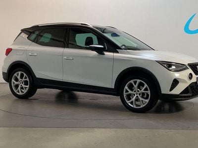 Wit Gebruikt 2022 Seat Arona Business SUV | € 13.750 (Eerlijke prijs)